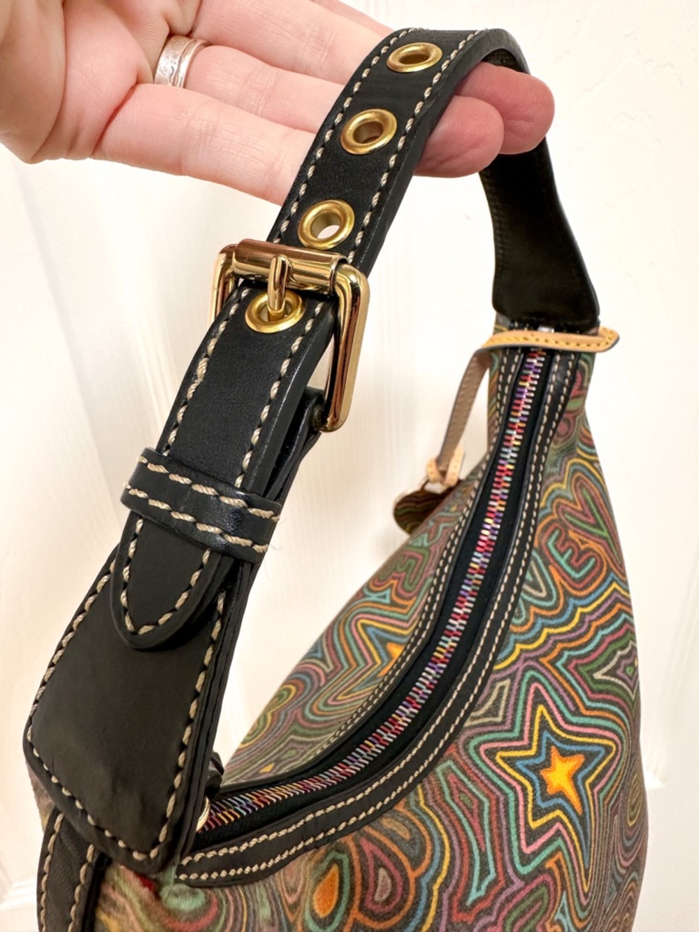 Dooney & Bourke Rainbow Graffiti Coated Canvas Hobo Shoulder Bag Vintage Y2K - Picture 9 of 13